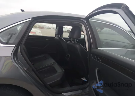 2014 Volkswagen Passat 3.6L V6 Sel Premium from USA, damaged, VIN 1VWCM7A39EC031642